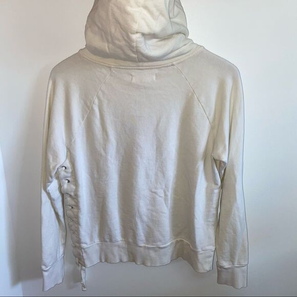 Syracuse University white hoodie sweatshirt - Picture 9 of 10